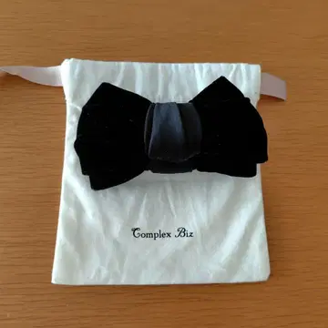 컴플렉스 비즈 블랙 리본형 헤어 액세서리