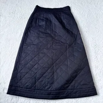 새상품급 빔즈 블랙 퀼팅 타이트 스커트