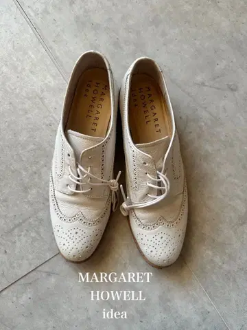 새상품급! [ MARGARET HOWELL ] 화이트 로퍼