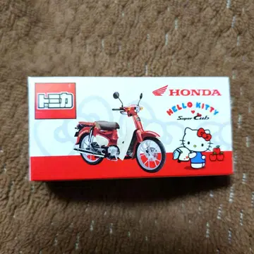 토미카 슈퍼 커브 HELLO KITTY