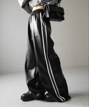 me+em 사이드 라인 인조 가죽 팬츠