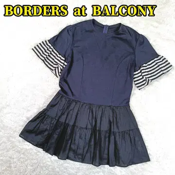 보더스 앳 발코니 페플럼 상의 22SS 반팔 프릴 A라인