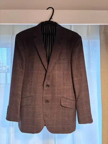 브라운 체크 무늬 테일러드 자켓 티노라스