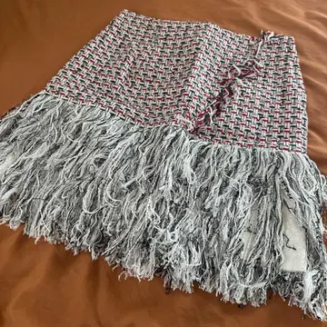 미사용 새상품 miss adora 트위드 프린지 타이트 스커트 체스