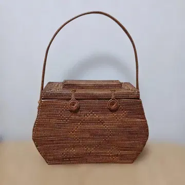 라탄 브라운 바스켓백