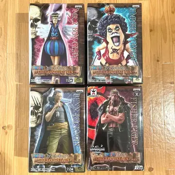 원피스 DX 그랜드라인 피규어 4개 세트 이완코프 봉쿠레