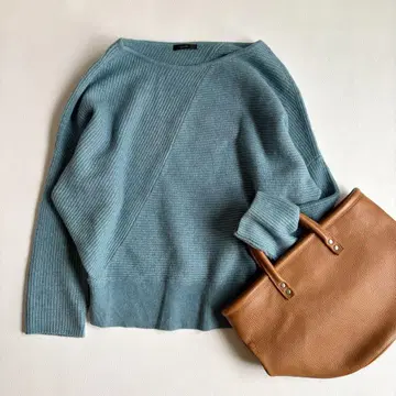 어반 리서치 폭스 울 절개 니트 양모 돌먼