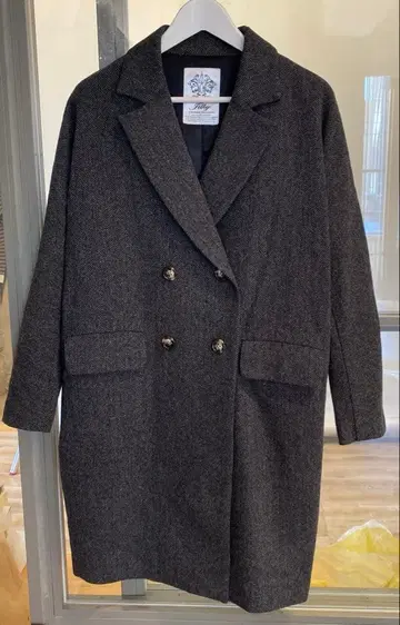 Jilky 다크 그레이 더블 브레스트 코트