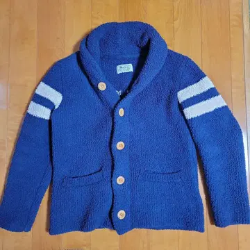 Hula-Lani Hawaii 버튼 달린 카우친 스웨터