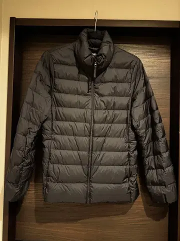 UNIQLO 블랙 다운 자켓 M