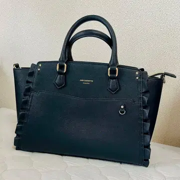 &chouette 최애 가방 이타백 핸드백 블랙