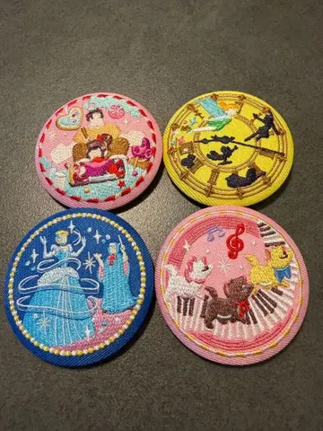 디즈니 자수 캔뱃지 4개 세트