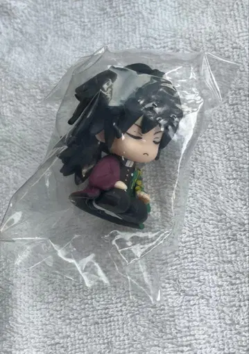 귀멸의 칼날 어깨 쿵 fig 토미오카 기유