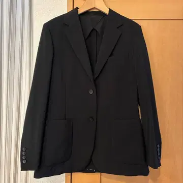 유니클로 감동 자켓 릴랙스 핏 블랙