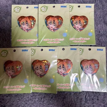 18TRIP 에이트리 하트형 캔뱃지 이토타케 아쿠타 7종