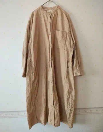 봄색 스튜디오 클립 코듀로이 원피스