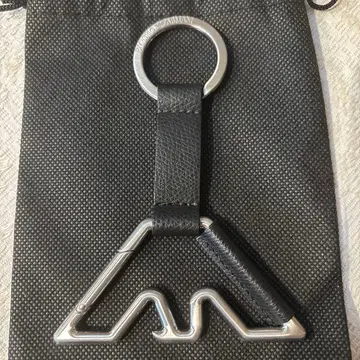 엠포리오 아르마니 블랙 가죽 키링