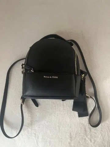 Maison de FLEUR 블랙 백팩 M