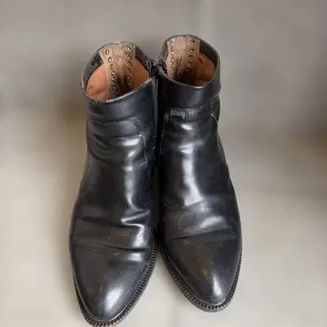 스터드 장식 앵클부츠 블랙 jeffreycampbell