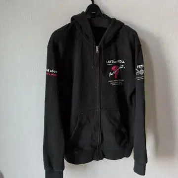 Peppermint 블랙 후드티 프론트 지퍼 포함