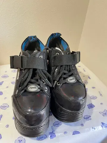 YOSUKE 통굽 스니커즈