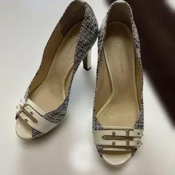 핑키&다이앤 트위드, 오픈토 하이힐