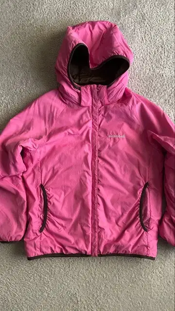 montbell 리버서블 다운 150 (착용 사진 있음)