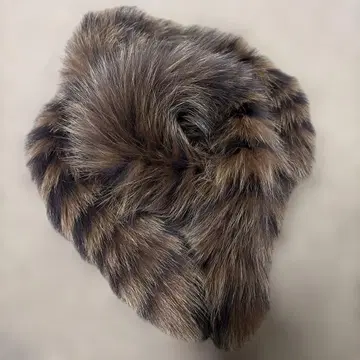 퍼 머플러 브라운 보라 계열 짙은 갈색 스트라이프