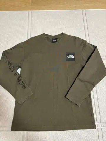 THE NORTH FACE 올리브색 긴팔 셔츠