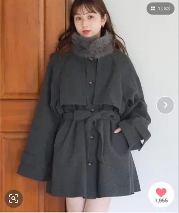 tiptop 퍼 티펫 부착 미들 기장 트렌치코트