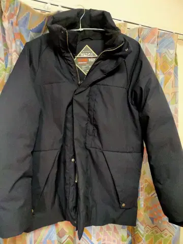 워크맨 몬스터 후드티 다운