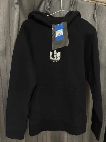adidas 블랙 후드티 GN3555 S