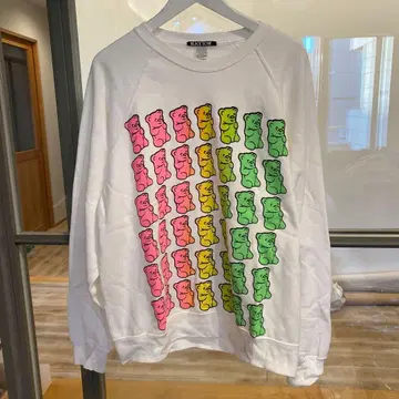 BLACK SCORE 구미베어 프린트 맨투맨 L 뷰티앤유스