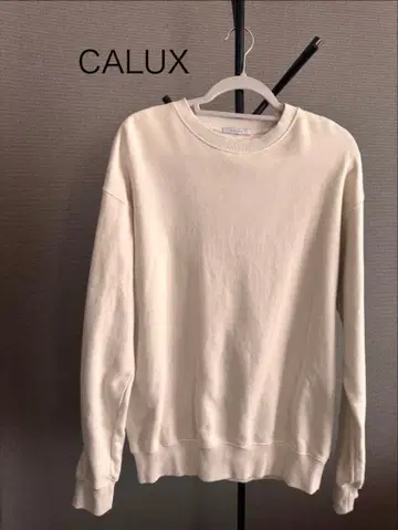 캐릭터 맨투맨 탑 에크루 오버사이즈 맨투맨