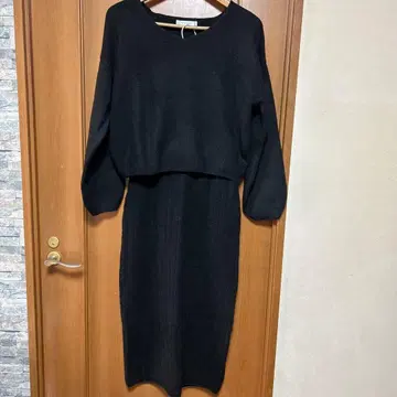 블랙 니트 셋업