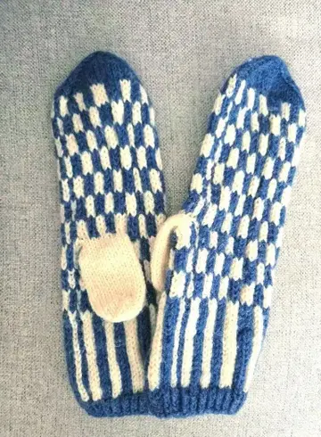 핀란드에서 구매한 미튼