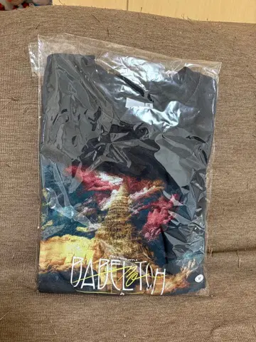 미세스 그린애플 바벨탑 티셔츠 미사용 새상품