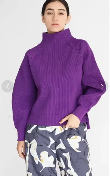 Aga 벌룬 슬리브 모크넥 니트