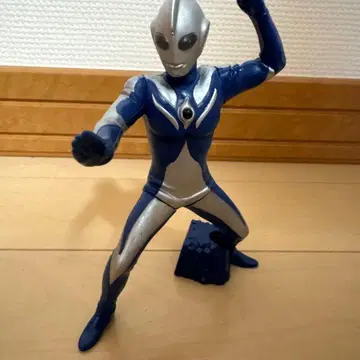 울트라맨 코스모스 얼티밋 루미너스