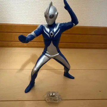 울트라맨 코스모스 궁극의 루미너스