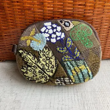 핸드메이드 미나 페르호넨 파우치 3