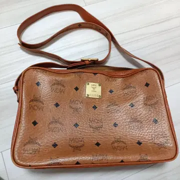 MCM 브라운 가죽 숄더백