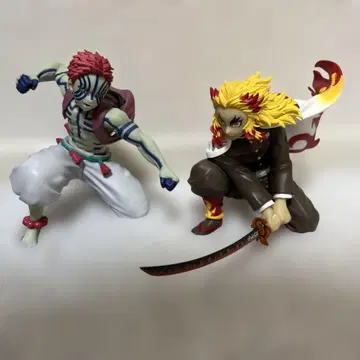 렌고쿠 쿄쥬로와 아카자 액션 피규어 세트