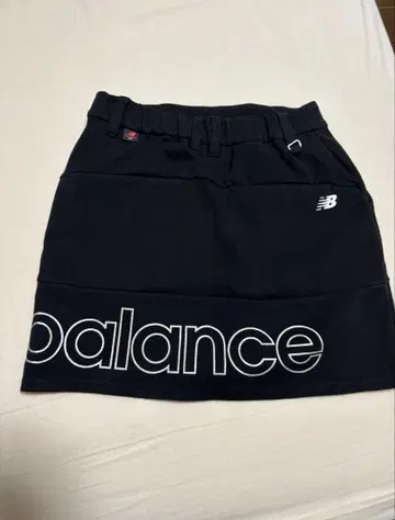 뉴발란스 여성용 스커트 블랙 00 사이즈