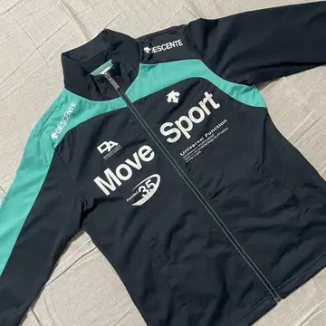 데상트 트랙 자켓 블랙 무브스포츠 블랙 저리 골프