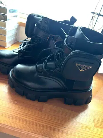 파우치 포함 통굽 밀리터리 부츠 사이즈 40