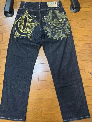 Coogi 자수 로고 다크 데님 L34 W32