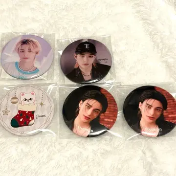 현진 캔뱃지 스키즈