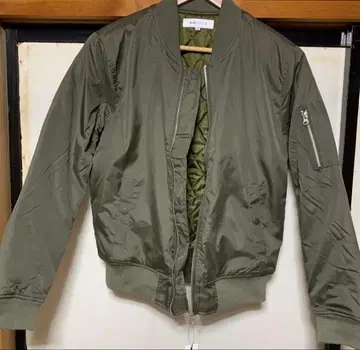MA-1 스타일 자켓 올리브