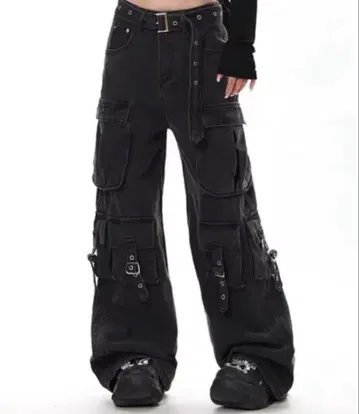 새상품 블랙 카고 팬츠 멀티 포켓 디자인 여성 바지